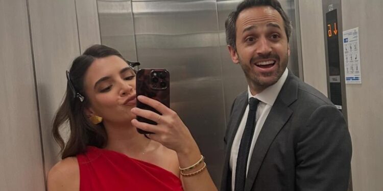 Isabella Atehortúa se viralizó al pedirle matrimonio a su novio
