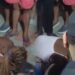 "Me dejaste sola con los pelaos": el dolor de una mujer tras el asesinato de un familiar en Villa San Carlos