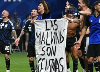 Milei respalda el reclamo de jugadores argentinos por las Malvinas