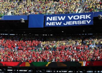 Nueva Jersey pide a la FIFA parte de lo que recaude con la venta del césped de la final