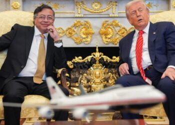 Petro y Trump mantuvieron una conversación telefónica. El presidente de Colombia le pidió que “apoye” su salida de la lista de la OFAC