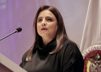 Si perdemos la autonomía, la Constitución se convierte en un pergamino inútil: Meneses