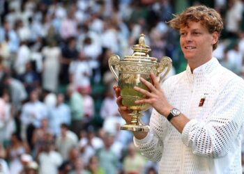 Sinner mantuvo su corona en Wimbledon al derrotar en la final a Zverev