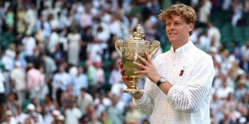 Sinner mantuvo su corona en Wimbledon al derrotar en la final a Zverev