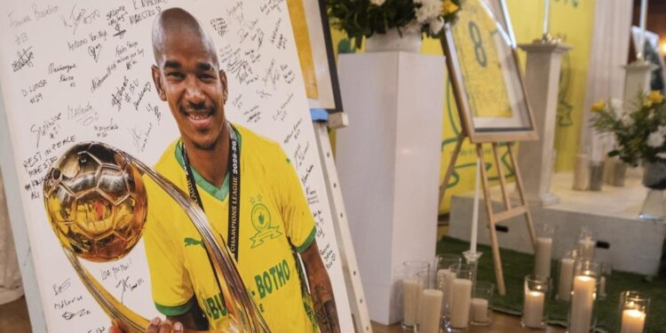 Sudáfrica despidió a Jayden Adams, futbolista fallecido tras jugar el Mundial