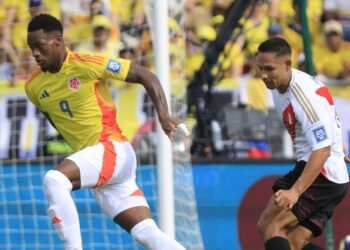 Técnico del Envigado confirma pelea de Jhon Jáder Durán en la Selección Colombia
