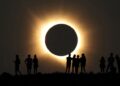 El eclipse solar de este miércoles, en imágenes