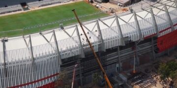 El ‘Supermetro’ alista su pantalla 360 grados: comienza instalación de estructuras en el Metropolitano