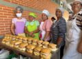 Emprendedores fortalecen sus habilidades gastronómicas en panadería y comidas rápidas con curso complementario del SENA