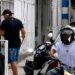 En video quedó registrado cómo sujetos en moto atracaron a una mujer en el barrio Las Palmas, Barranquilla