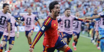 Ferran Torres, transferido del Barcelona al PSG por 50 millones de euros