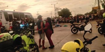 "Lo abordaron en moto y le dispararon 11 veces": homicidio de joven sacudió al barrio San Antonio, en Soledad