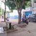 Mientras padres de familia afirman que estudiante fue atracado tras no poder ingresar, colegio niega e insiste en que llegaron tarde — NoticiasBQ
