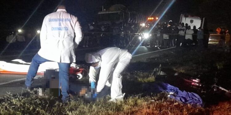 Motociclista murió arrollado por un tractocamión en la Cordialidad, en jurisdicción de Luruaco