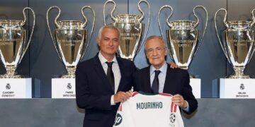 Mourinho, emocionado después de su presentación oficial en el Real Madrid