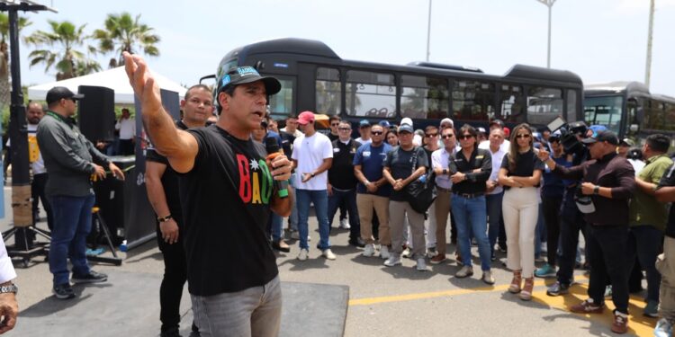 Transmetro fortalece su flota con 30 nuevos busetones para mejorar el servicio en Barranquilla y su área metropolitana