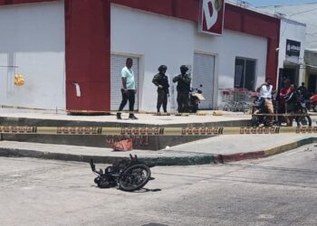 Un presunto extorsionista herido y otro capturado tras balacera con uniformados del Gaula Militar en Santo Domingo