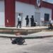 Un presunto extorsionista herido y otro capturado tras balacera con uniformados del Gaula Militar en Santo Domingo