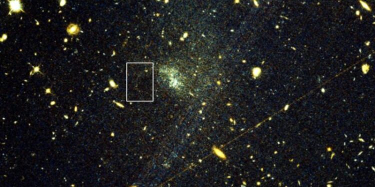 Un rastro cósmico minúsculo lleva a los astrónomos a un descubrimiento en otra galaxia
