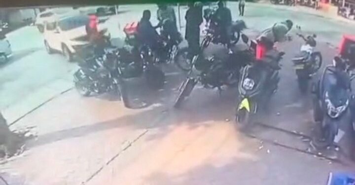 ¡Impactante! Camioneta se habría quedado sin frenos y embistió varias motocicletas en Cartagena